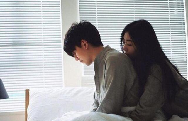 大学生“恶臭生活”曝光，自断前程变“廉价品”，可谓自作自受