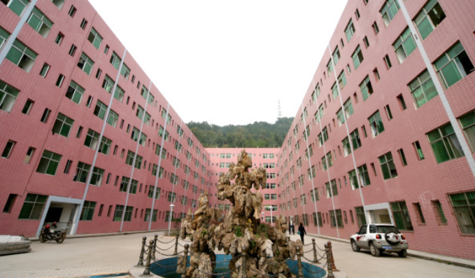 四川巴中这四所重点中学，有一所是百年老校，师资力量雄厚