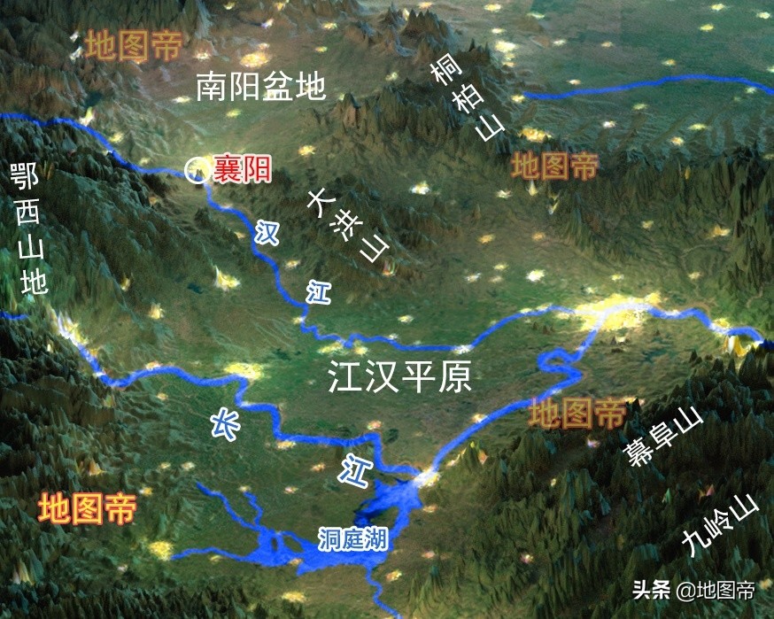 襄阳,位于湖北省西北部,东控桐柏山,大洪山,西扼武当山,荆山,长江最大