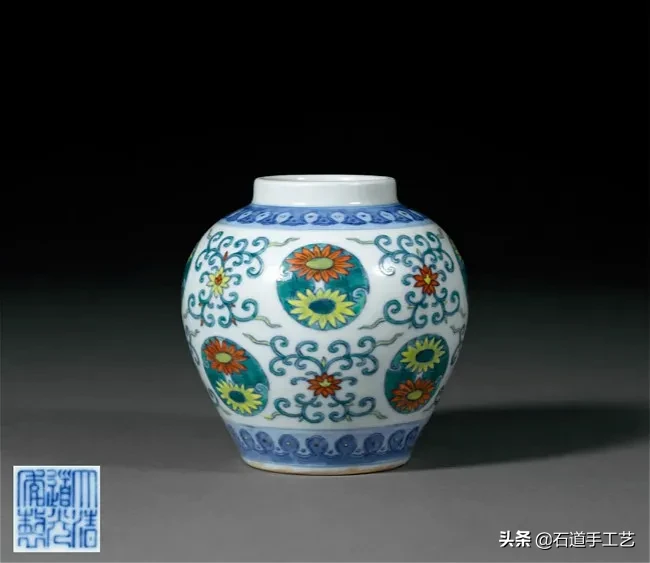 北京诚轩春拍:一波精品明清瓷器成交价来了