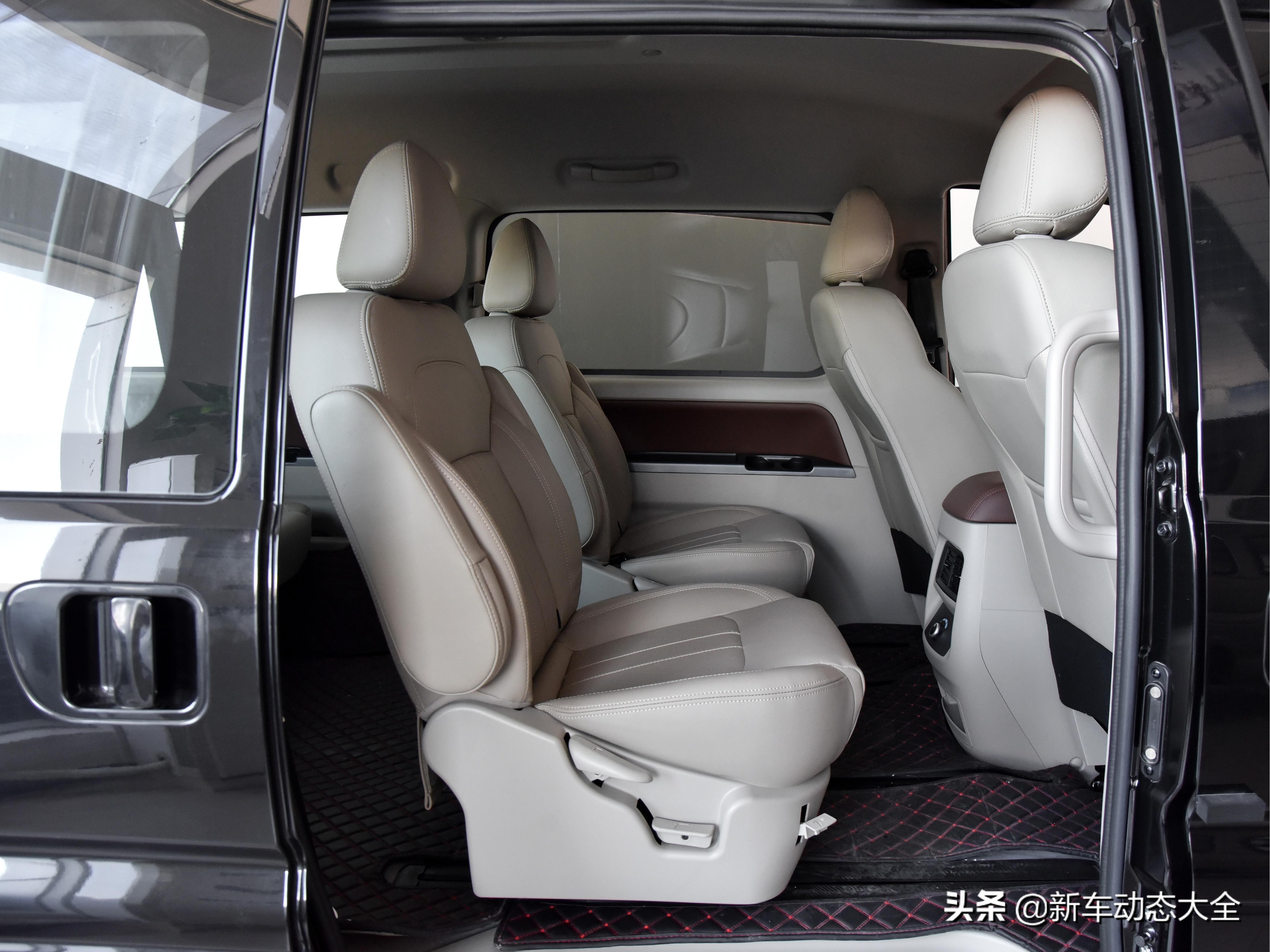 运输成本够低，车内空间能装，赚更多钱的车，实拍菱智M5EV
