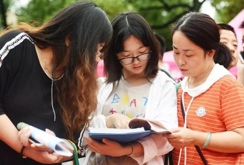 江苏这所211大学很“委屈”，专业全国第一，却被认为是野鸡