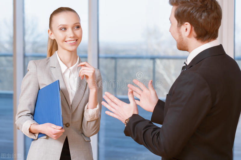 高考700分和700万，你会选择哪一个？精神支持比物质更重要吗