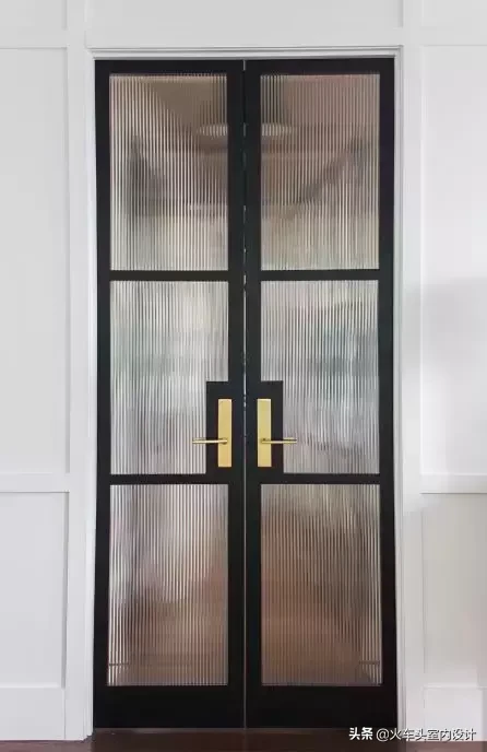 看看这个事務所的作品， 奢华大宅设计也能有清新的画风