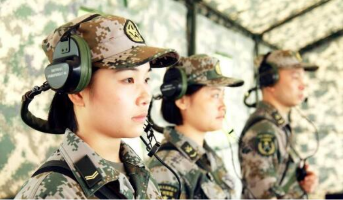 2021征兵开始，报考条件有所降低，成为“女兵”的可能性更大