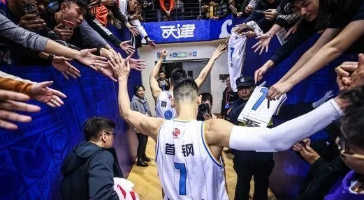 为什么加入cba(很多NBA球员想加入CBA，对球迷而言，这是一件大好事)