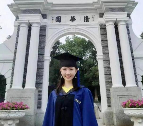 童星出身的她，高考成绩633分，才貌双全被称为“清华女神”
