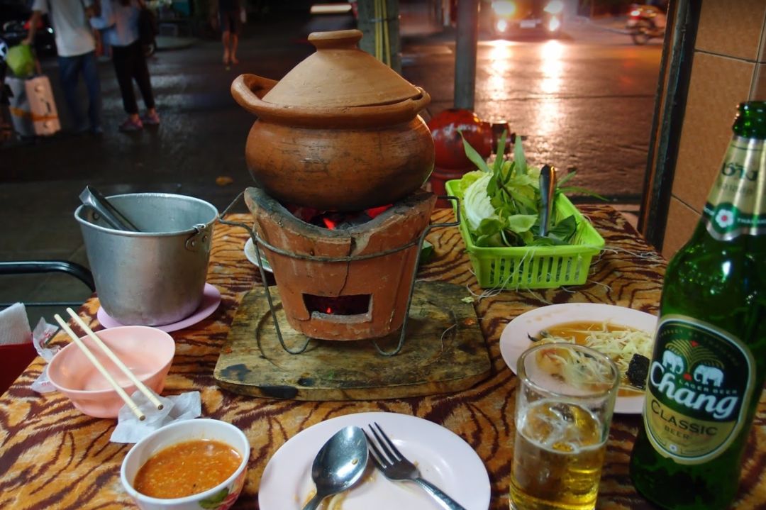 曼谷 | 血拼别忘了吃，王权免税店最全美食攻略