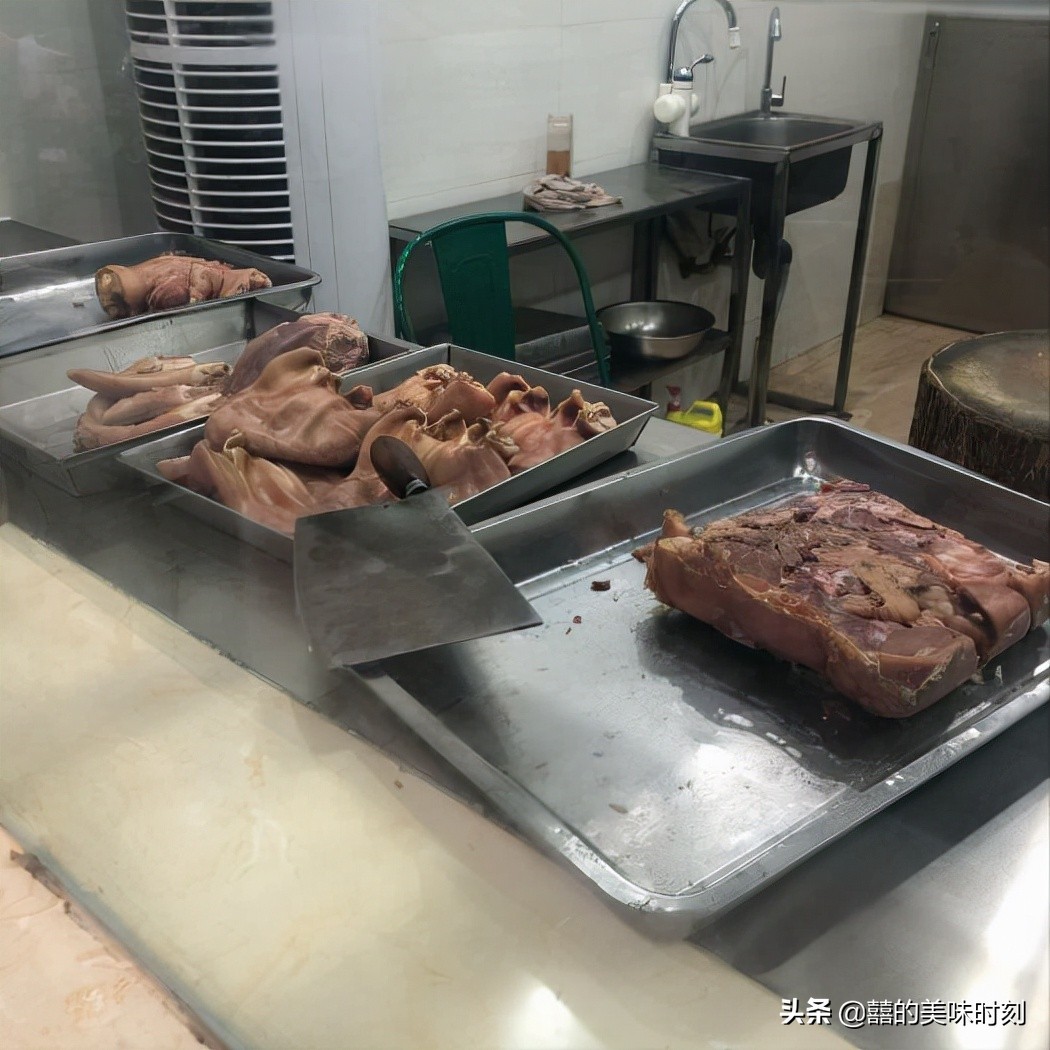 扬州这边的特色美食，4代人做了上百年，45元1斤当地人也说吃不起