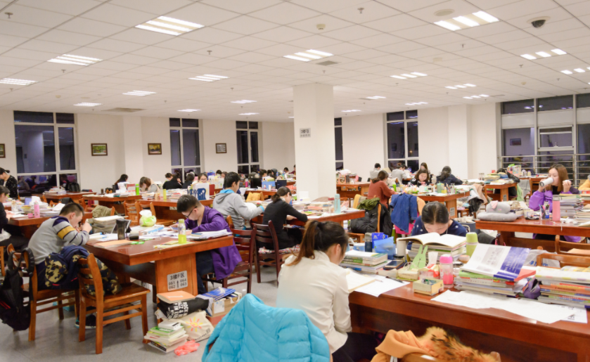 2022年高校寒假时间出炉，最长假期59天，同时还有一个“坏消息”