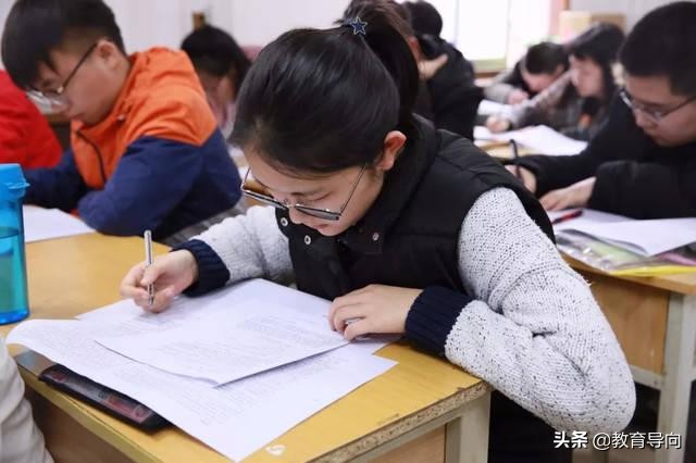 高考状元语文143分，作文获得满分，整洁的卷面，老师自叹不如