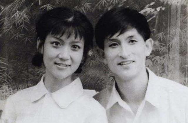 爸妈颜值高是啥体验？20年前的旧照，告诉你什么是“惊艳了时光”