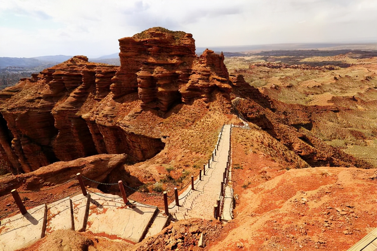 甘肃国庆旅游景点(金秋十月游甘肃) - 悦闻天下