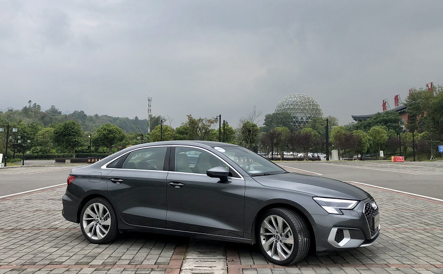 长短备之，攻守兼备丨试驾体验奥迪A3家族