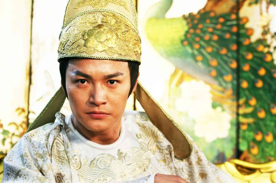 宇文成都扮演者(《隋唐英雄传》18年,男主无戏拍,男配欠"风流债",女主