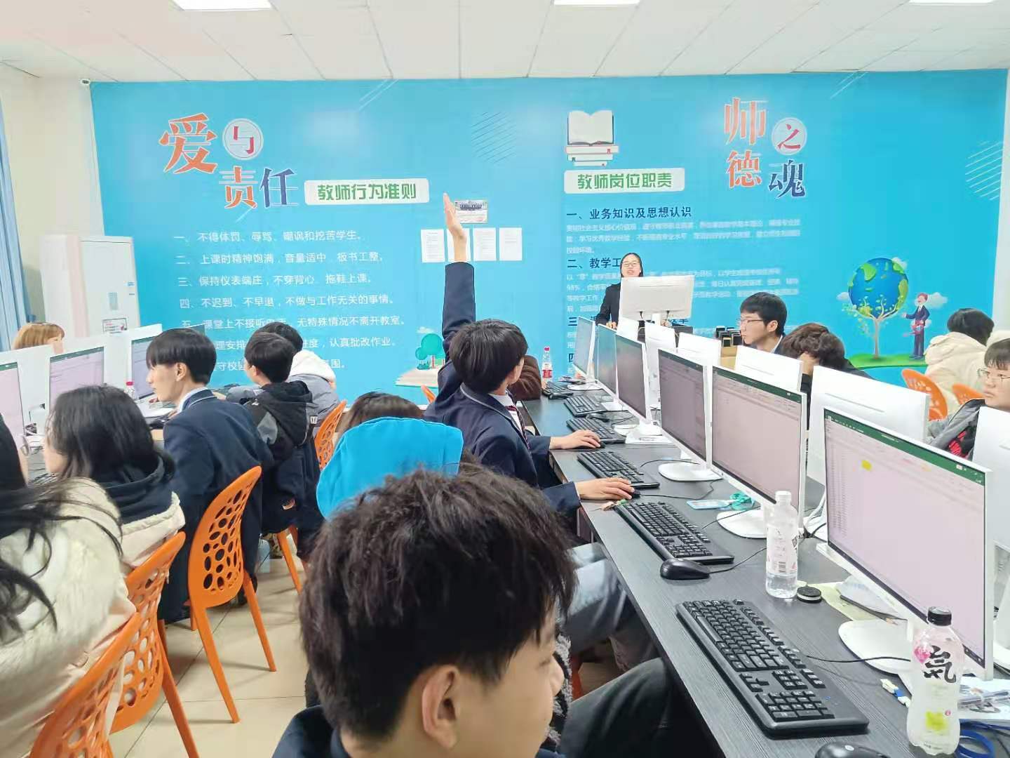 有那些中专学校（通俗易懂解读职高）