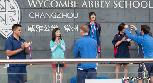 57名毕业生拿到世界名校250＋录取通知书！威雅公学长什么样？