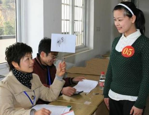 当幼儿园老师能有多辛苦？入职前后对比照火了，幼师直呼太扎心了