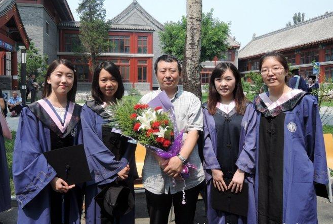 担心读研成本高，这几所高校考上就给钱，不打工也能经济独立