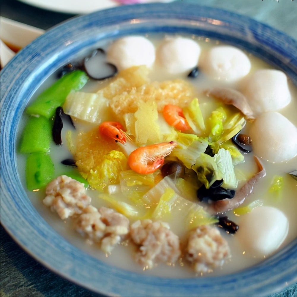 鱿鱼海参汤的做法大全窍门(鲜美爽口三鲜汤多种做法)