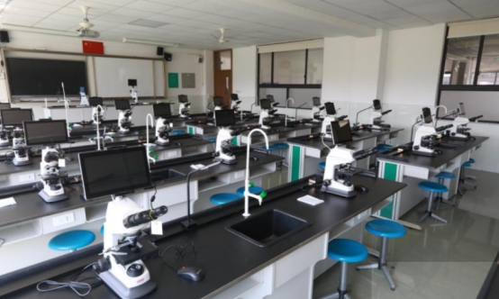 这3所“普通高校”不输211大学，王牌专业都是“A档”，实力很强