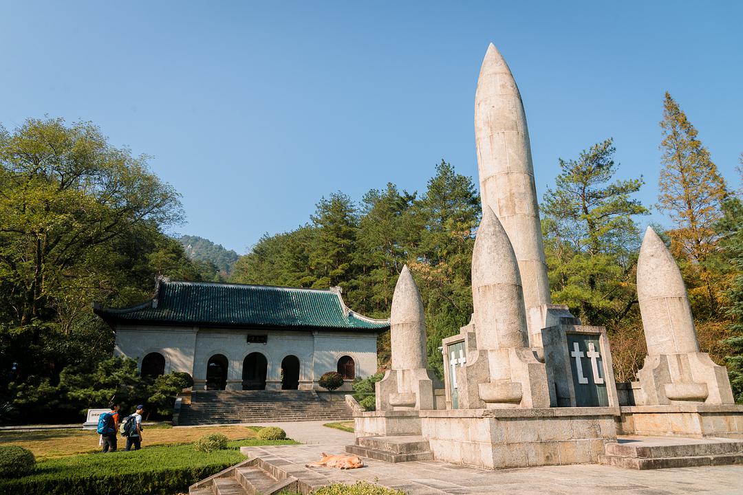 小团队周末奔袭南岳衡山，玩一把探秋观日