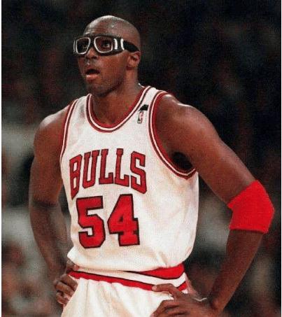 NBA最强的十大“眼镜侠”