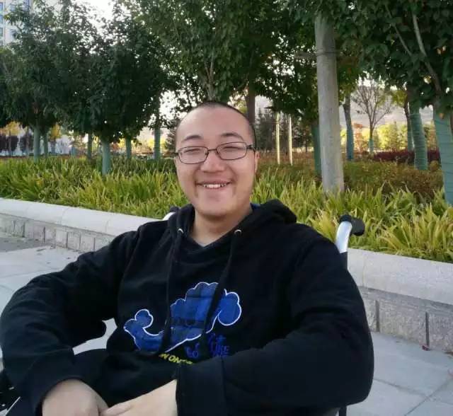 “轮椅上的学霸”矣晓沅：身残志坚679分上清华，用知识改变命运(知识改变命运的故事)