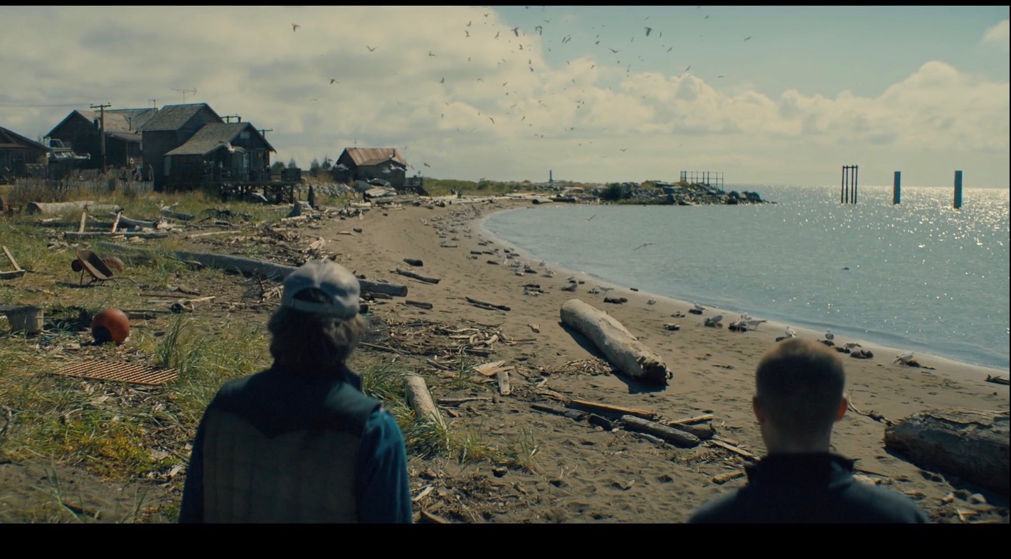 由《鬼的侵入》导演打造的，依然渗透到骨髓中的恐怖作品