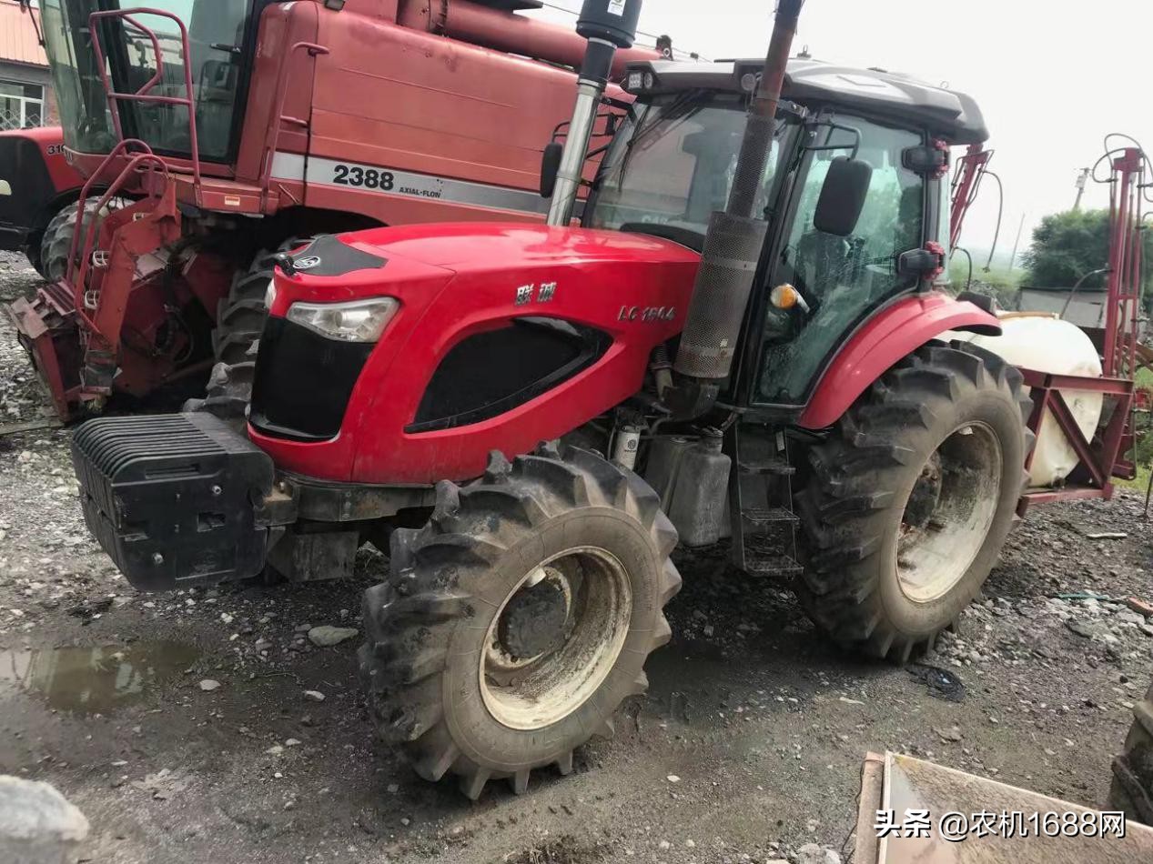 兩臺1504、一臺1804和一臺2104，用戶為何如此喜歡這家的拖拉機(jī)