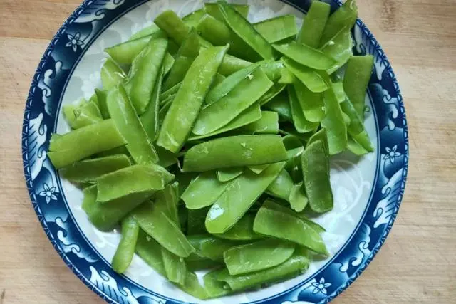 青豆的做法大全家常菜（豌豆的3种做法鲜嫩细滑）