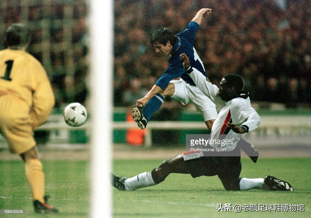 德国任意球有多强（世界足坛任意球命中率第一人，意大利勋爵是否可以拯救蓝军切尔西）