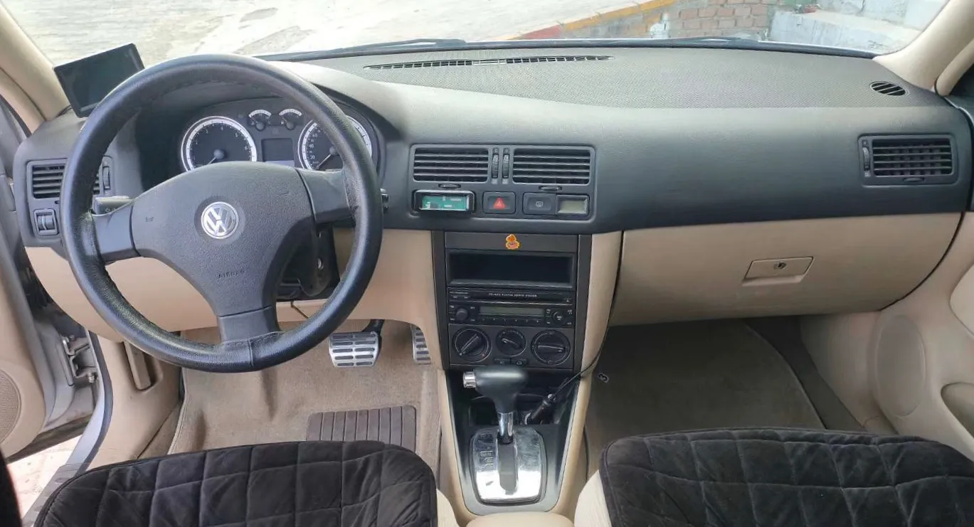 精品第四代大众高尔夫