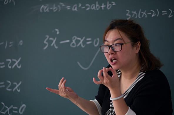 各科老师的怼人语录，句句是经典，学生：是如何做到全国统一的