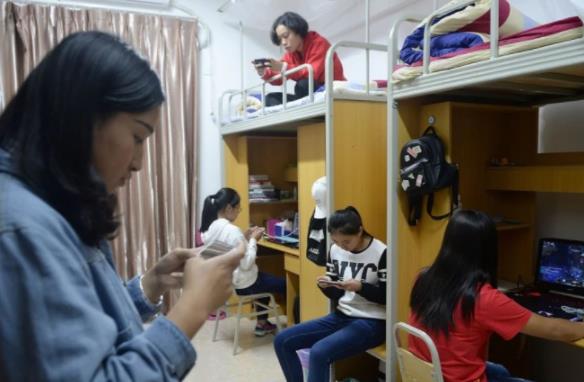 四川大学同寝室6名女生，集体保研成功，网友称赞实力与颜值并存