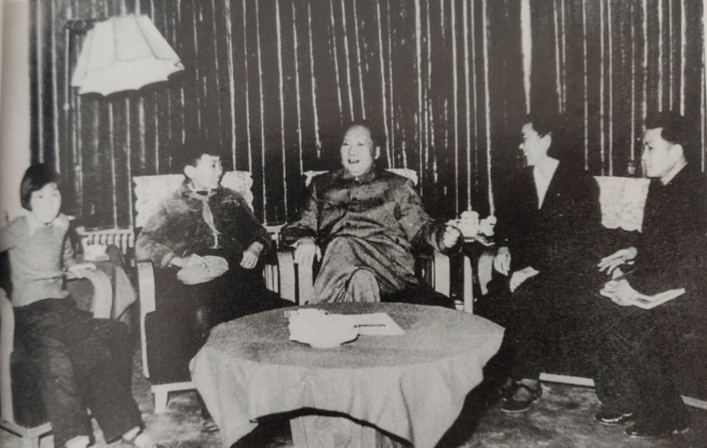 《兴，百姓苦；亡，百姓苦》——建国初年的民生之痛与历史镜鉴