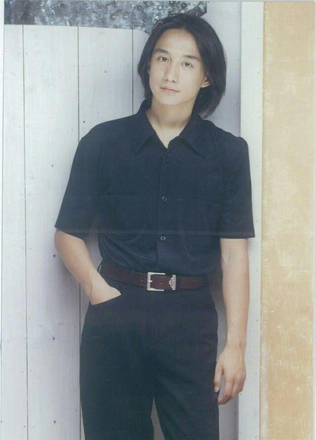 黄磊的玄妙情史，从兄妹情到第四种感情，靠才华征服了5个女人