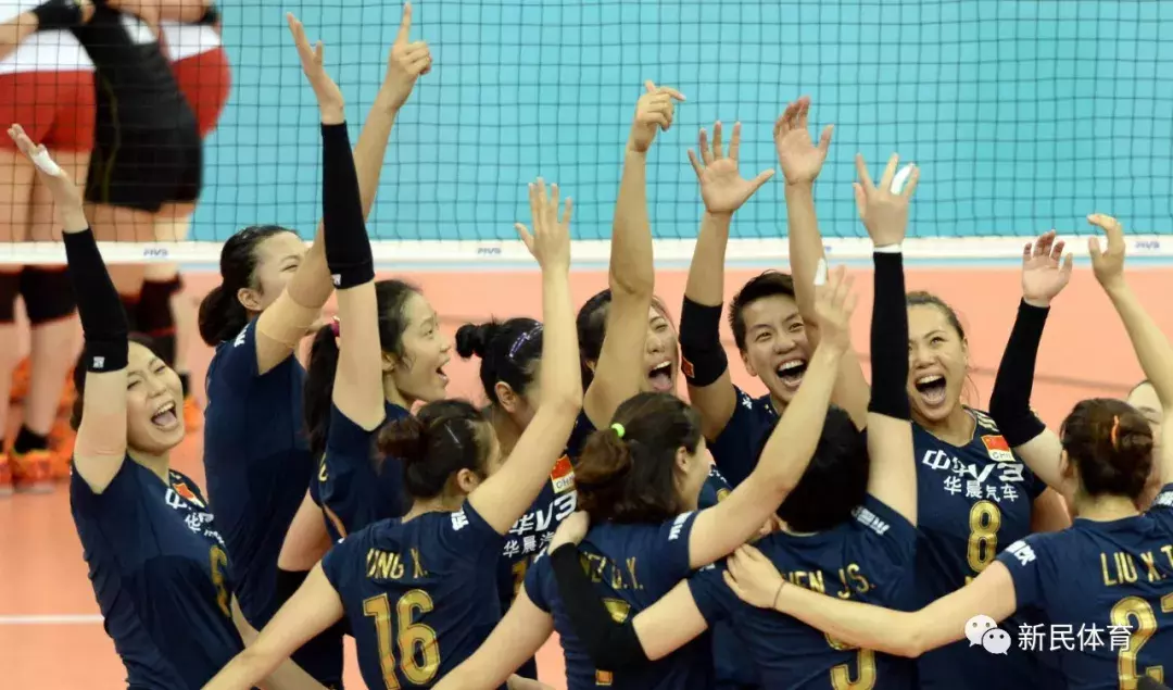 中国女排世界杯历届成绩(提前一轮夺冠了！中国女排第十次夺世界冠军！多图回顾这十次辉煌)