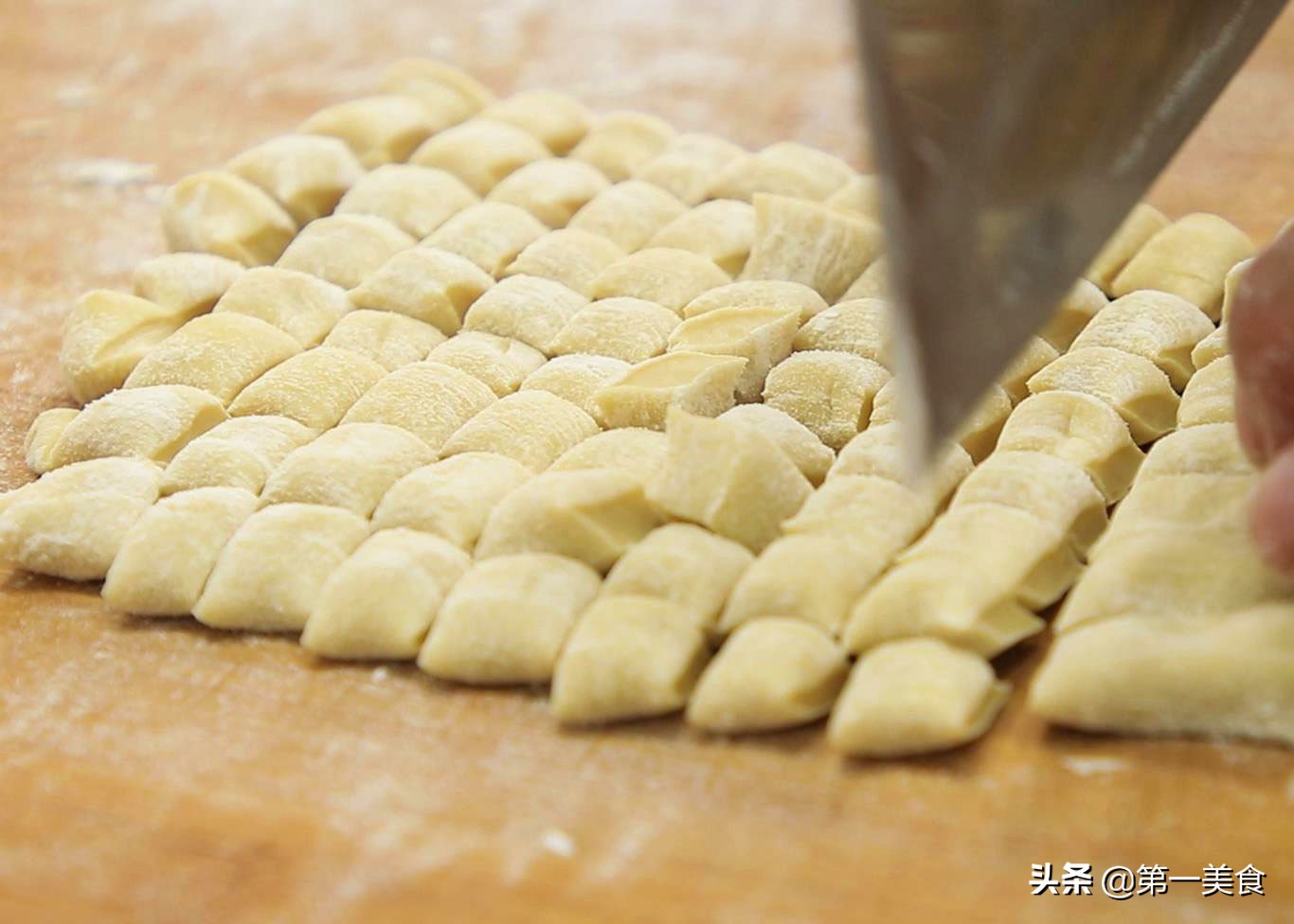 面粉的100種做法大全,面粉的100種做法大全 視頻