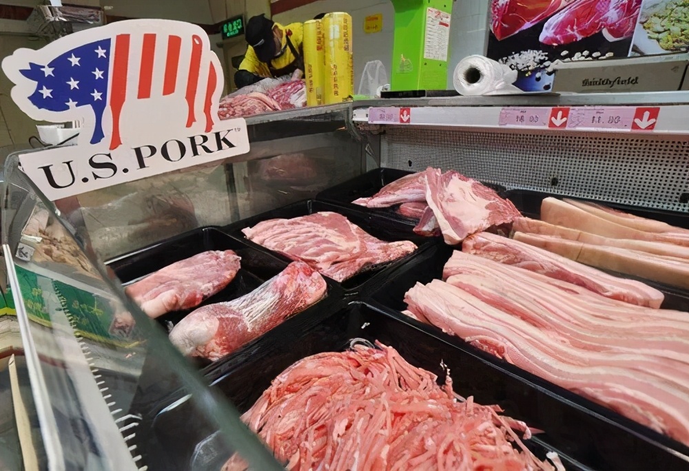 肉价怎么算(美国猪肉一斤四块？为什么卖这么便宜？到底是怎么养猪和杀猪的？)