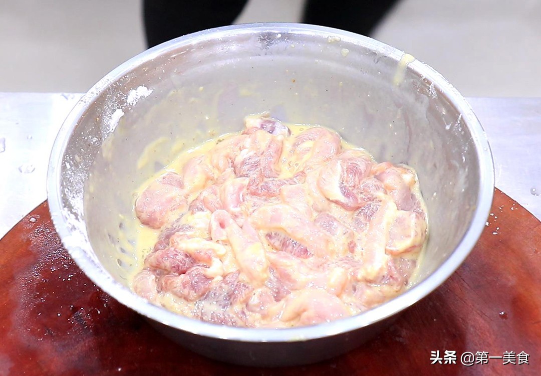 酥肉的做法,酥肉的做法最正宗的做法视频