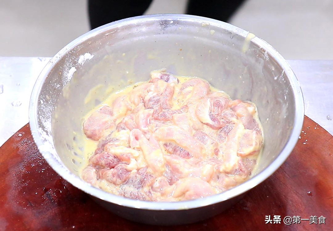 酥肉的做法,酥肉的做法最正宗的做法視頻