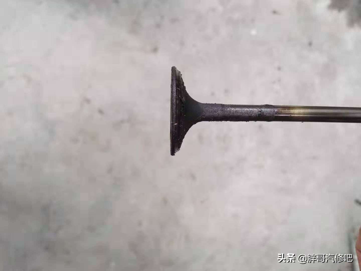 不及时更换正时皮带的后果，离合片惨不忍睹