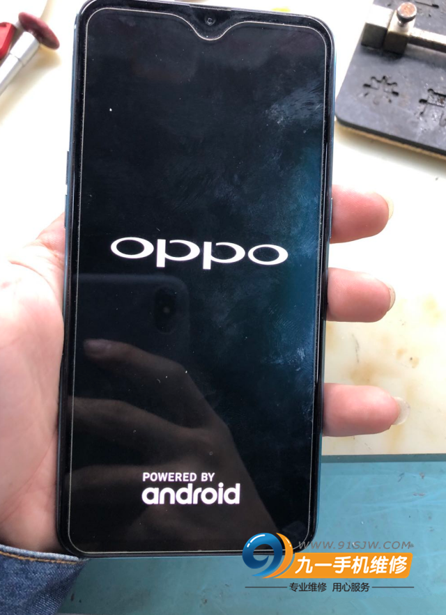 oppo一直卡在开机画面（手机开不了机原因及解决方法）