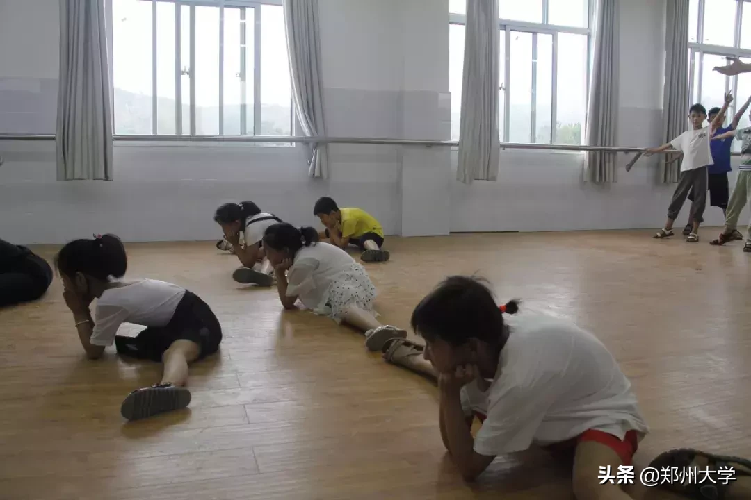 郑州大学大学生暑期社会实践活动综述（二）