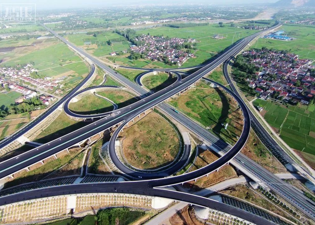 高速公路收费新调整，9月底正式实施？车主做好准备