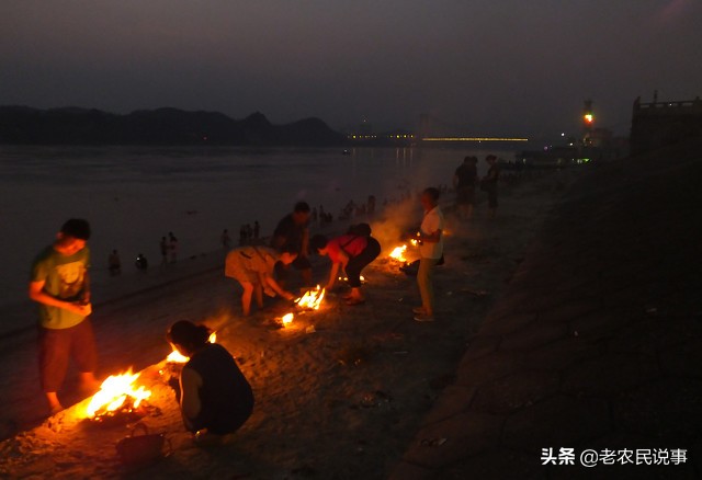 七月十五中元节上坟，做到“一食，二忌，三不烧”，都有啥？