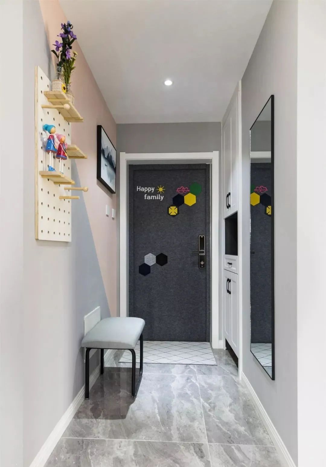 别傻傻只会放鞋柜了！增加这些细节设计，让你家玄关更实用