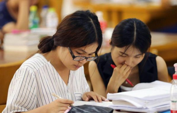 广西高考“捡漏王”，556分上岸上海交大，果然考得好不如报得好