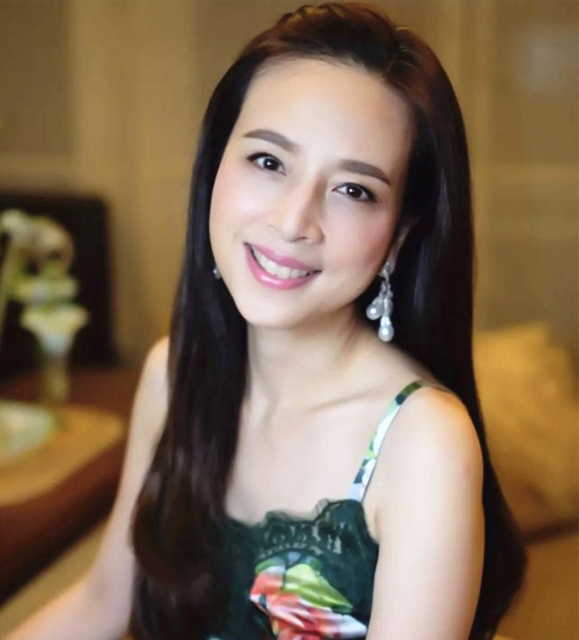 "泰国顶级富婆"伍伦盼,拒绝众多追求者嫁给高官,现身价百亿